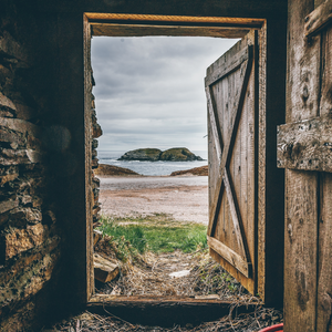 Small hinges to swing big doors